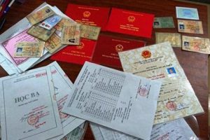 Giá dịch vụ làm bằng cao đẳng tại TP.HCM: Thông tin Lưu ý